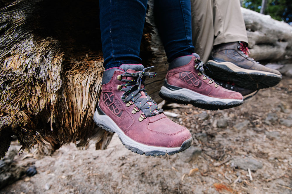 keen ladies hiking boots